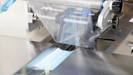 Automatic Horizontal Pillow Type Flow Food Packing Face Mask/Biscuit/Wafer/Cookie/Bread Full Servo Automatic Flow Muti-Function Wrap/Packing /Packaging Machine