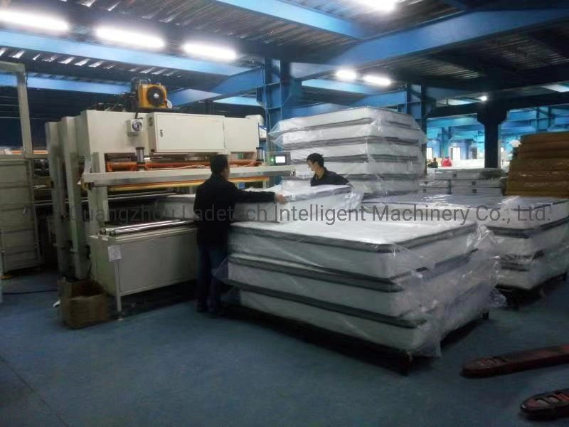 LDT-SCR Automatic Foam And Spring Mattress Vacuum Compression And Roll Packing Machine