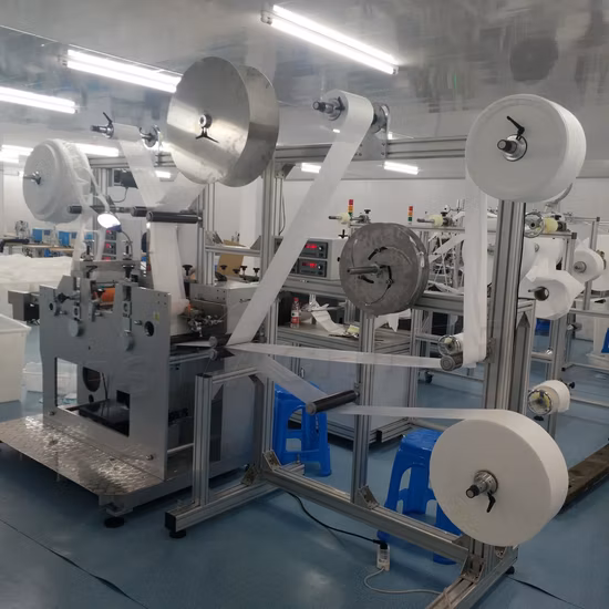 Chine Fabricant Non-tissé de qualité supérieure à l'intérieur de la boucle d'oreille KN95 N95 Masque anti-poussière faisant la machine Maker Machine
